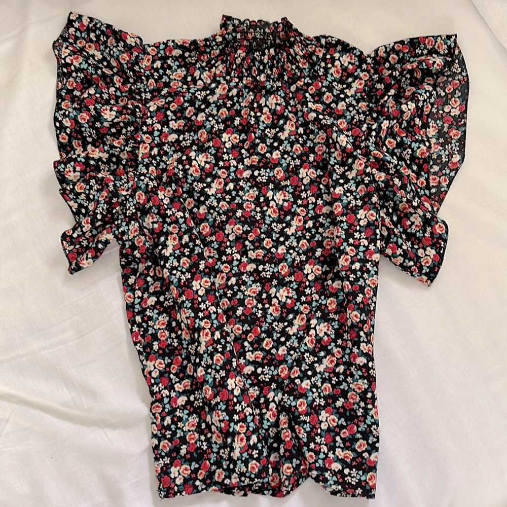 SHEIN mock neck, ruffle sleeves blouse
